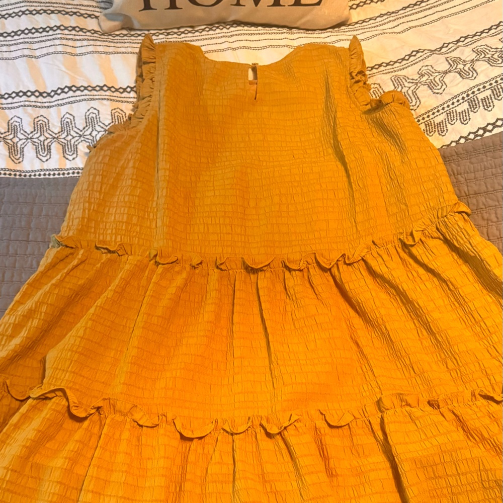 CARLY JEAN LOS ANGELES DRESS SIZE SMALL